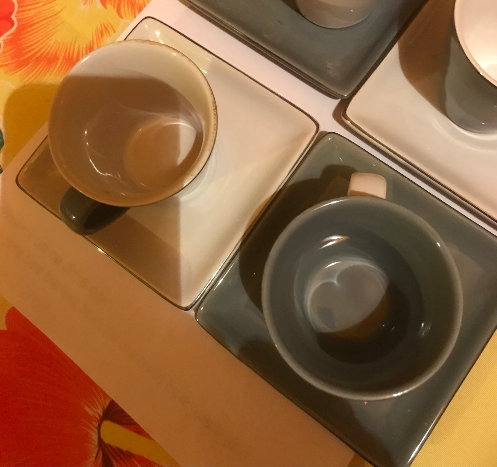 4 tazas de café + 4 platillos – photo 2